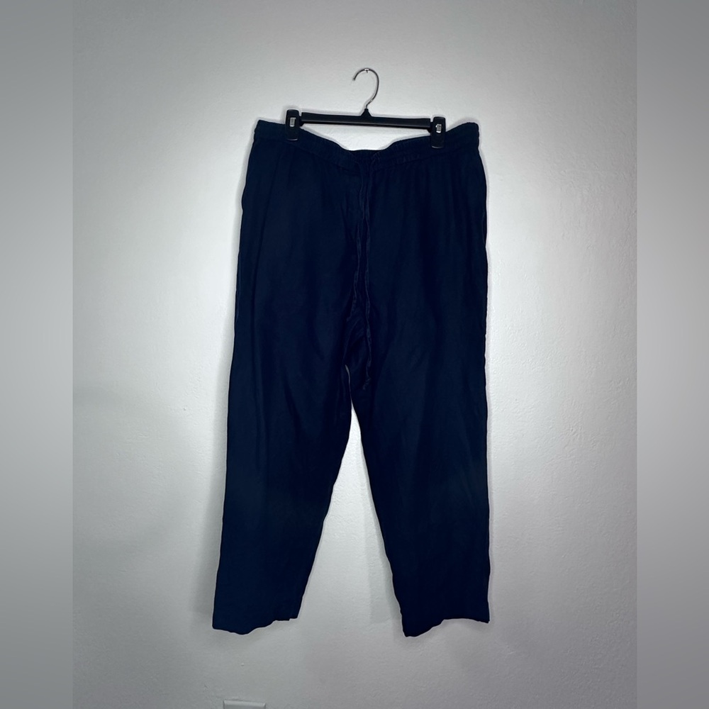 Talbots Women’s Classic Navy Linen Pants. 
Size 16